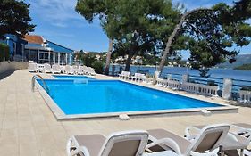 Lumbarda Resort Apartments